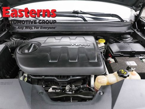 Used 2021 Jeep Cherokee Limited AWD/4WD image 7