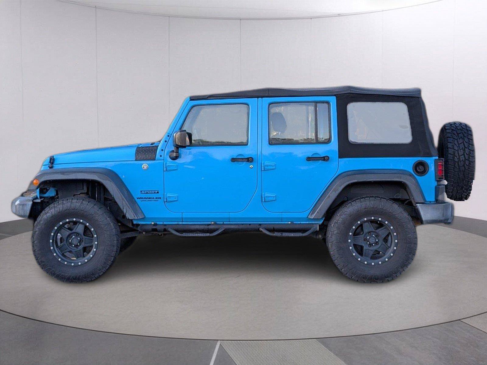 Used 2017 Jeep Wrangler Unlimited Sport w/ Max Tow Package AWD/4WD image 2