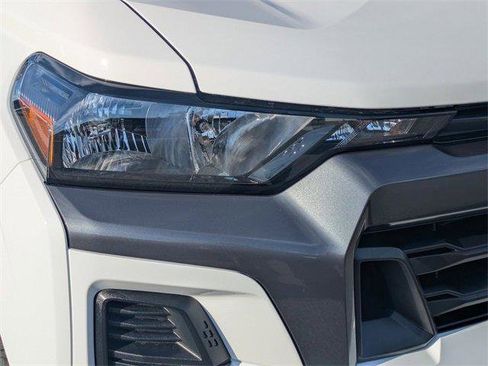 New 2026 Chevrolet Colorado LT image 11