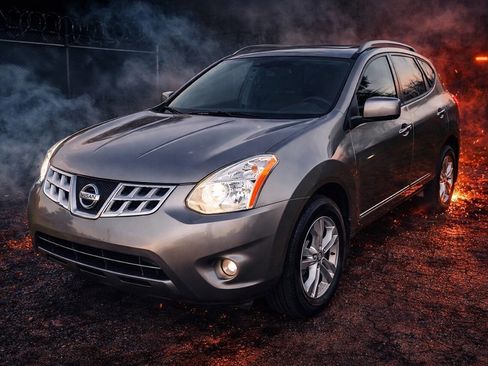 Used 2012 Nissan Rogue SV w/ Premium Pkg image 1