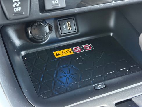 Used 2024 Toyota RAV4 XSE w/ Advanced Technology Package AWD/4WD image 26