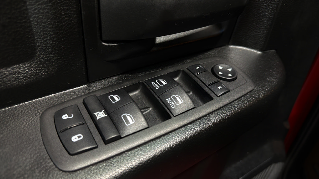 Used 2023 RAM 1500 Express w/ Wheel & Sound Group AWD/4WD image 20