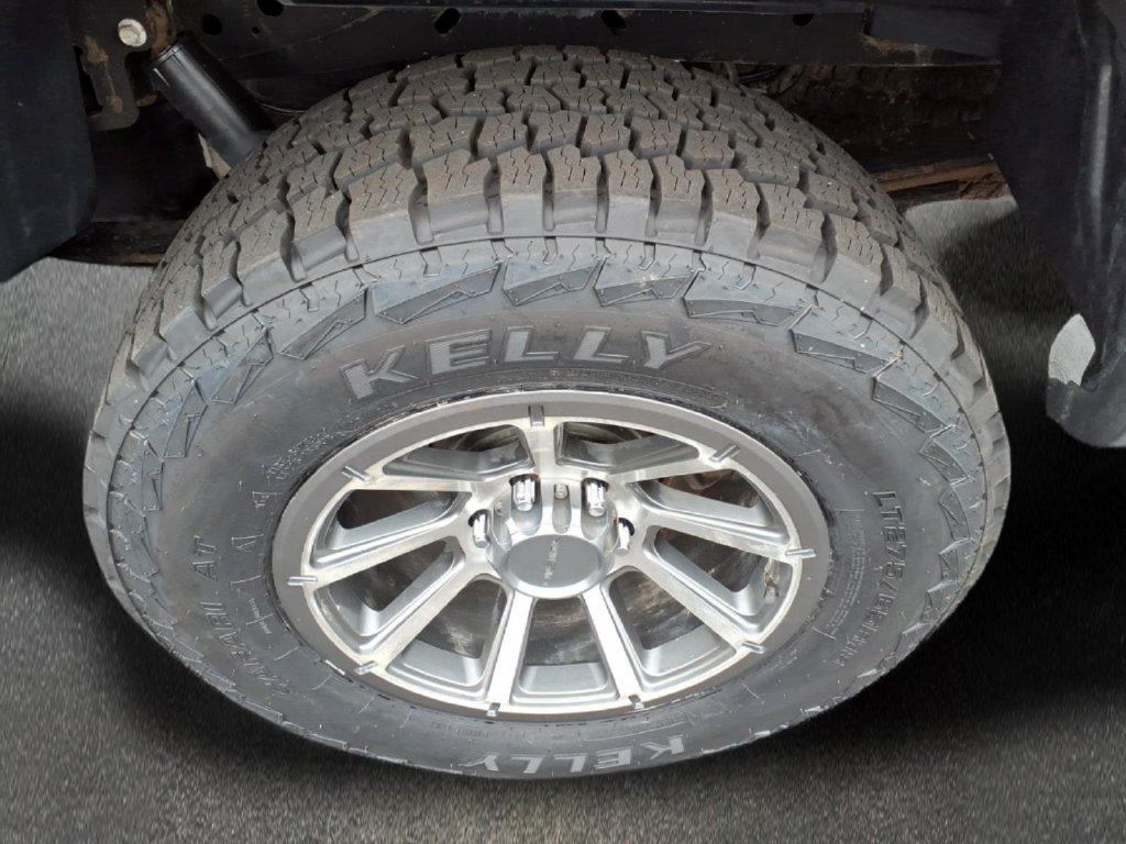 Used 2014 Ford F150 FX4 w/ Equipment Group 402A Luxury AWD/4WD image 24
