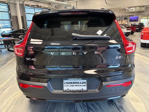 Used 2023 Volvo XC40 B5 Plus w/ Driver Assist Package AWD/4WD image 36