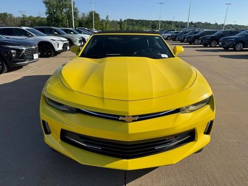 Used 2017 Chevrolet Camaro LT w/ RS Package RWD image 8