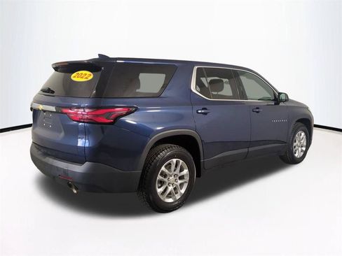 Used 2022 Chevrolet Traverse LS FWD image 5
