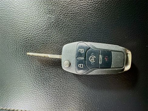 Used 2017 Ford F150 XLT w/ Equipment Group 302A Luxury image 35