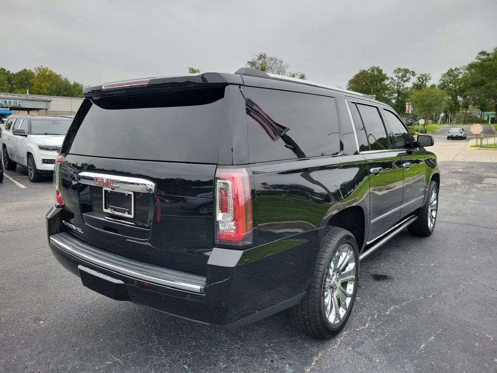 Used 2016 GMC Yukon XL Denali w/ Open Road Package RWD image 4