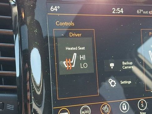 Certified 2020 Jeep Grand Cherokee Laredo w/ Laredo X Package AWD/4WD image 32