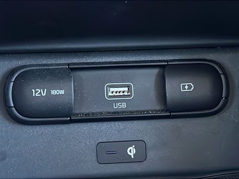 Certified 2022 Kia Telluride SX w/ SX Prestige Package AWD/4WD image 18