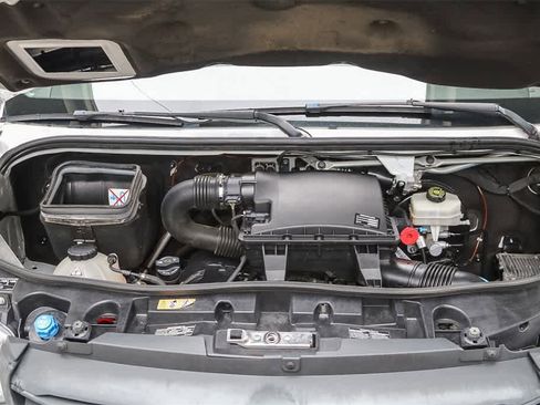 Used 2020 Mercedes-Benz Sprinter 2500 image 25