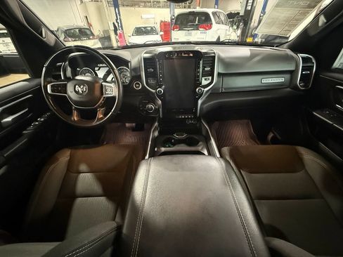 Used 2023 RAM 1500 Big Horn AWD/4WD image 30