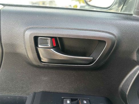 Used 2023 Toyota Tacoma SR image 10