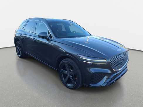Certified 2023 Genesis GV70 2.5T w/ Sport Prestige Package AWD/4WD image 3