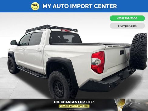 Used 2018 Toyota Tundra Platinum image 4