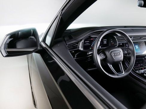 Certified 2025 Audi Q7 3.0T Prestige w/ Prestige Package image 24
