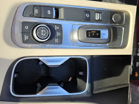 Used 2024 INFINITI QX60 Luxe w/ Vision Package AWD/4WD image 16