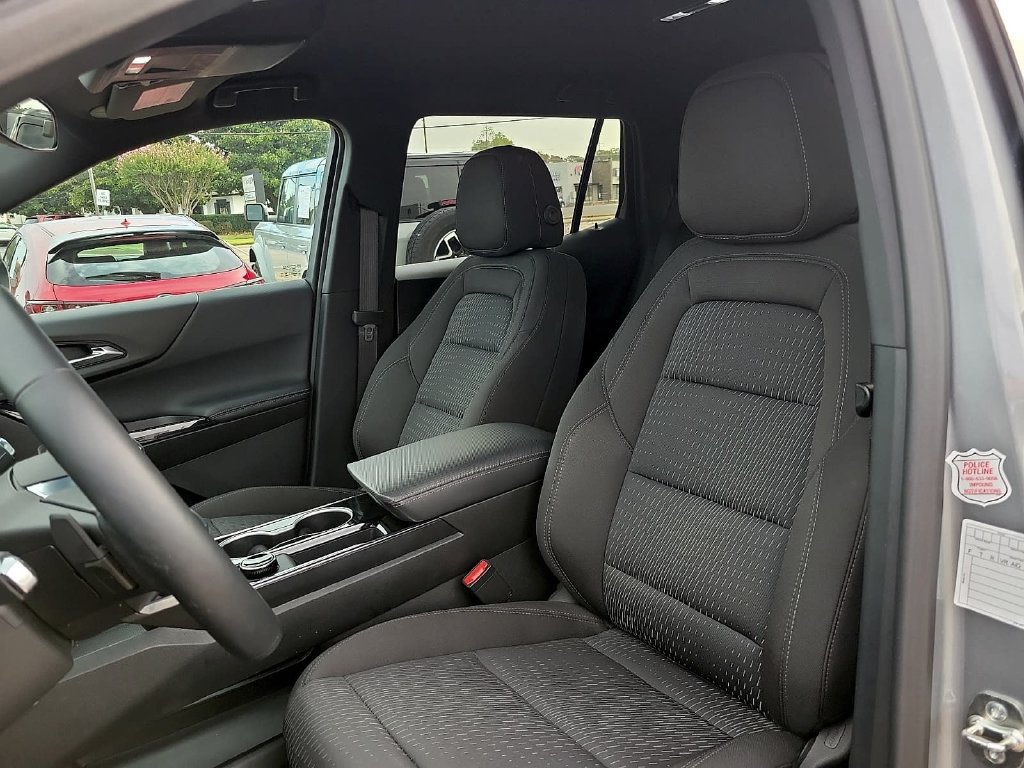 Used 2026 Chevrolet Equinox LT AWD/4WD image 12