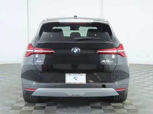Certified 2025 BMW X3 xDrive30i w/ Premium Package image 6