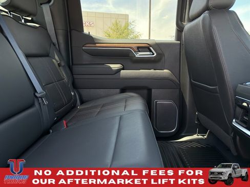 Used 2022 Chevrolet Silverado 1500 High Country w/ Technology Package RWD image 26