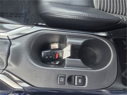 Used 2024 Toyota Corolla XSE FWD image 21