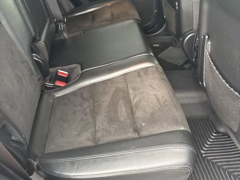 Used 2019 Jeep Grand Cherokee Altitude AWD/4WD image 32