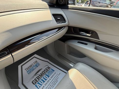 Used 2014 Acura RLX w/ Technology Package FWD image 17