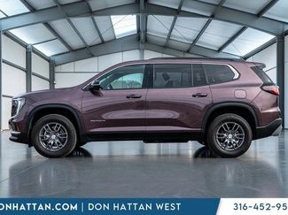 Used 2025 GMC Acadia Elevation video 2