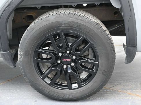 Used 2024 GMC Sierra 1500 Elevation image 5