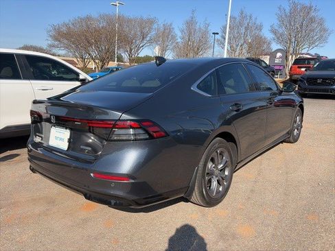 Certified 2024 Honda Accord EX-L image 10