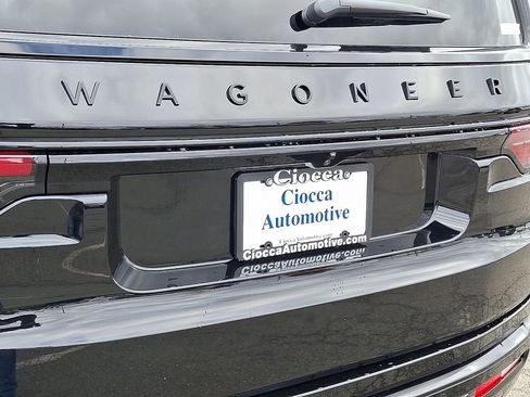 New 2025 Jeep Wagoneer L Series II w/ Premium Group I image 20