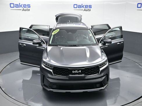 Certified 2023 Kia Sorento EX image 60