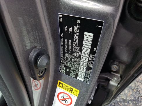 Used 2019 Toyota Highlander XLE image 27