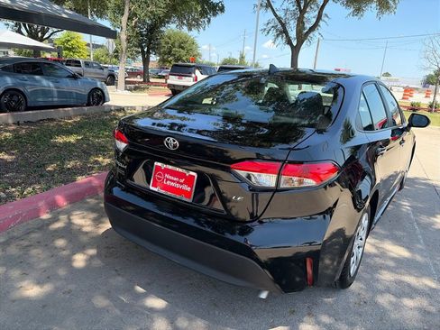 Used 2025 Toyota Corolla LE FWD image 7