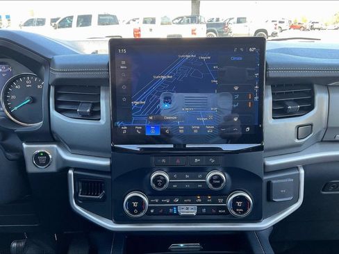 Used 2024 Ford Expedition Max XLT AWD/4WD image 21