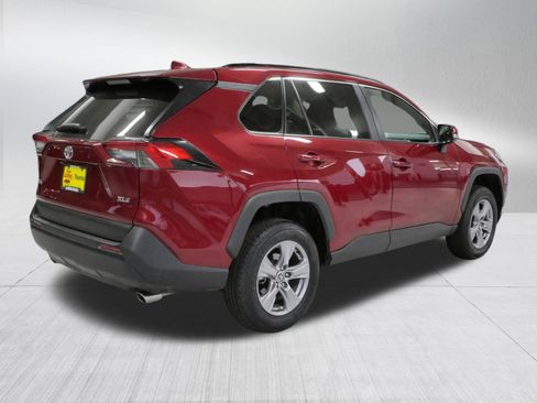Certified 2025 Toyota RAV4 XLE FWD image 8
