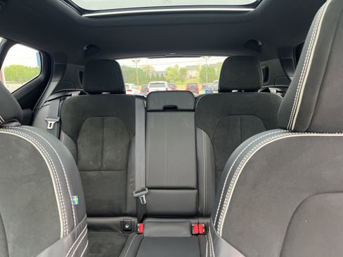 Used 2020 Volvo XC40 T5 R-Design AWD/4WD image 20