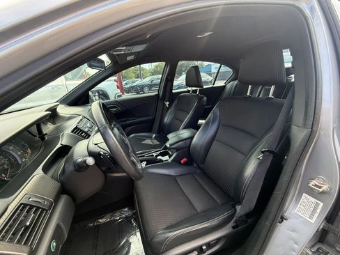 Used 2017 Honda Accord Sport image 15