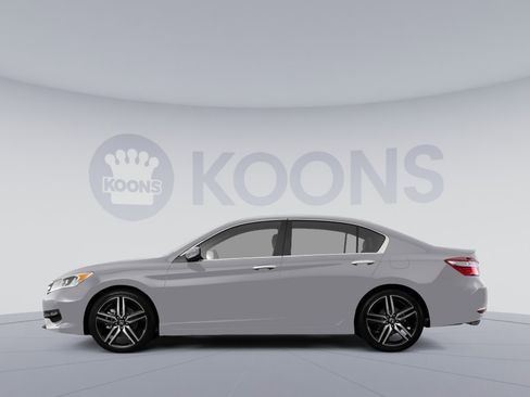 Used 2016 Honda Accord Sport image 2