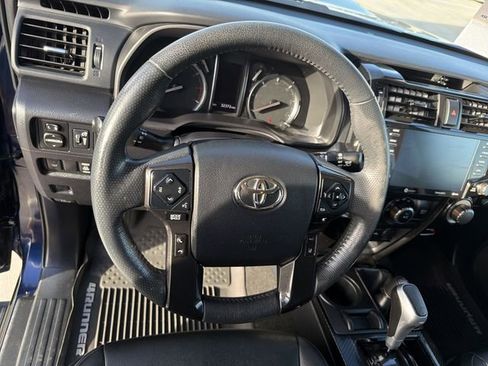 Used 2020 Toyota 4Runner TRD Off-Road Premium image 16