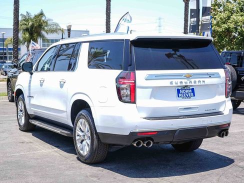 Used 2024 Chevrolet Suburban Premier RWD image 9