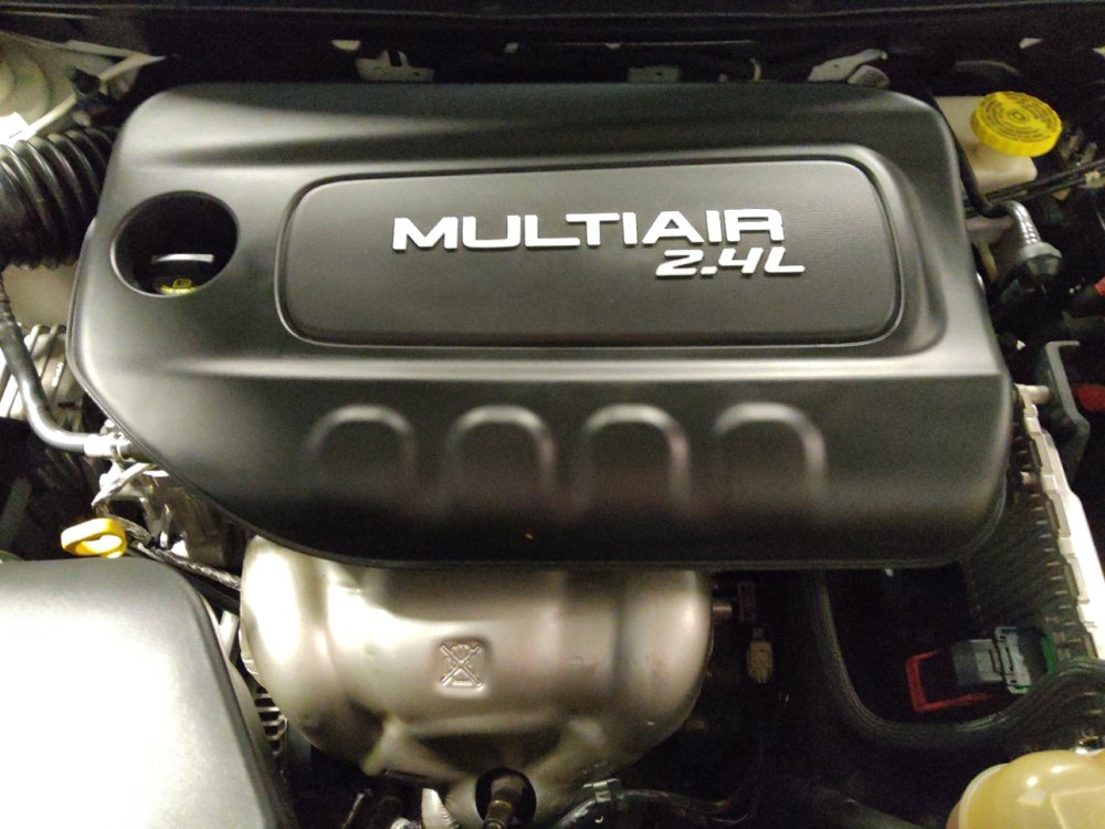 Used 2019 Jeep Cherokee Limited FWD image 30