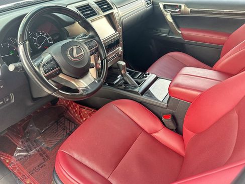 Used 2021 Lexus GX 460 Premium w/ Premium Package image 4