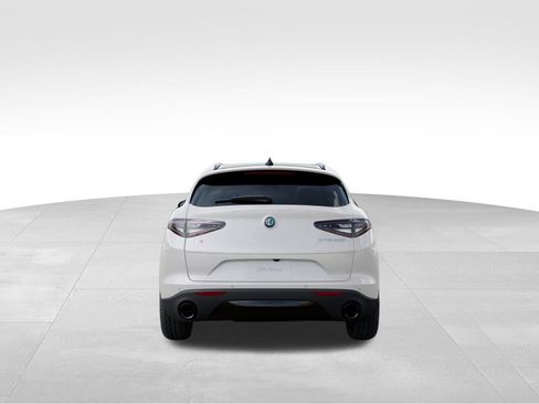 New 2025 Alfa Romeo Stelvio Sprint w/ Convenience Package AWD/4WD image 8