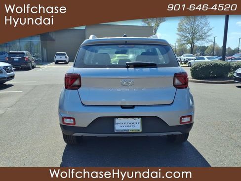 New 2026 Hyundai Venue SEL image 4