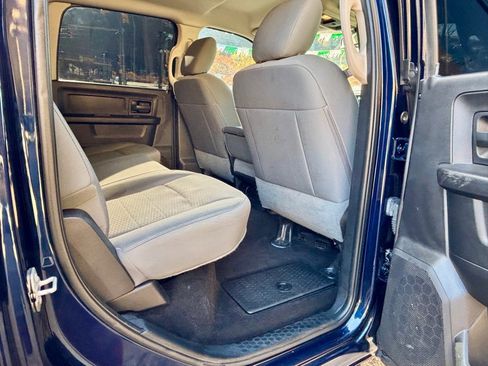 Used 2016 RAM 2500 Tradesman w/ Chrome Appearance Group image 23