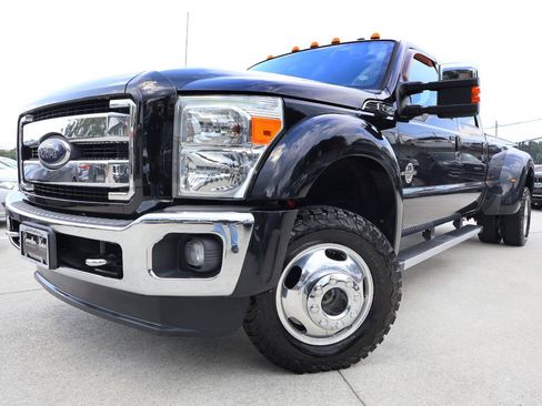Used 2012 Ford F450 Lariat w/ Lariat Ultimate Pkg AWD/4WD image 2