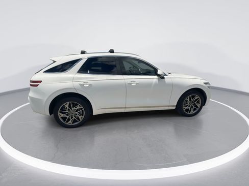 Used 2023 Genesis GV70 2.5T w/ Select Package AWD/4WD image 9