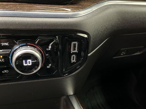 Certified 2024 GMC Sierra 1500 Elevation w/ Elevation Premium Package AWD/4WD image 26