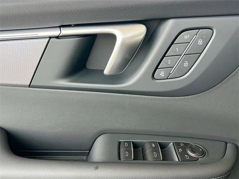 New 2026 Buick Enclave Sport Touring w/ Power Package image 13